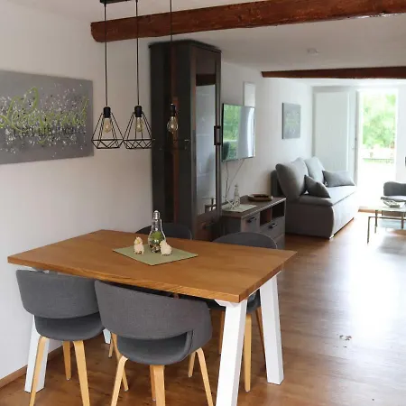 Eder_ufer Hemfurth-Edersee